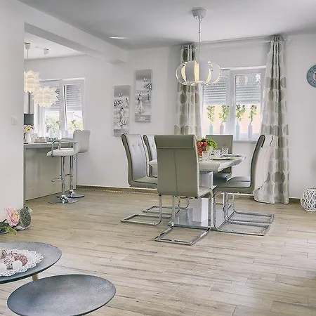 Vakantiehuis House Jadreski *