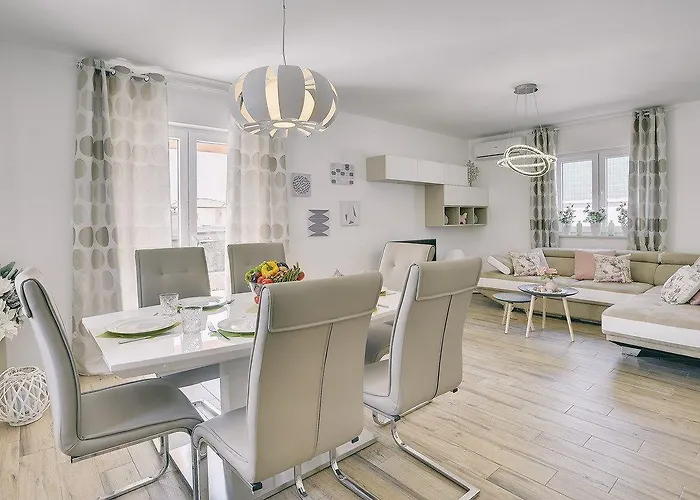 Сasa de vacaciones House Jadreski *